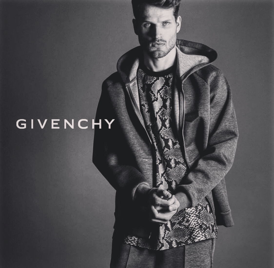 GIVENCHY